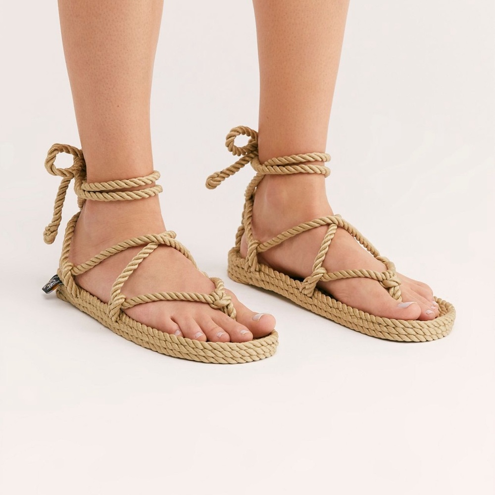 Nomadic State Romano Sandals - NEW, NEVER WORN - Size 6